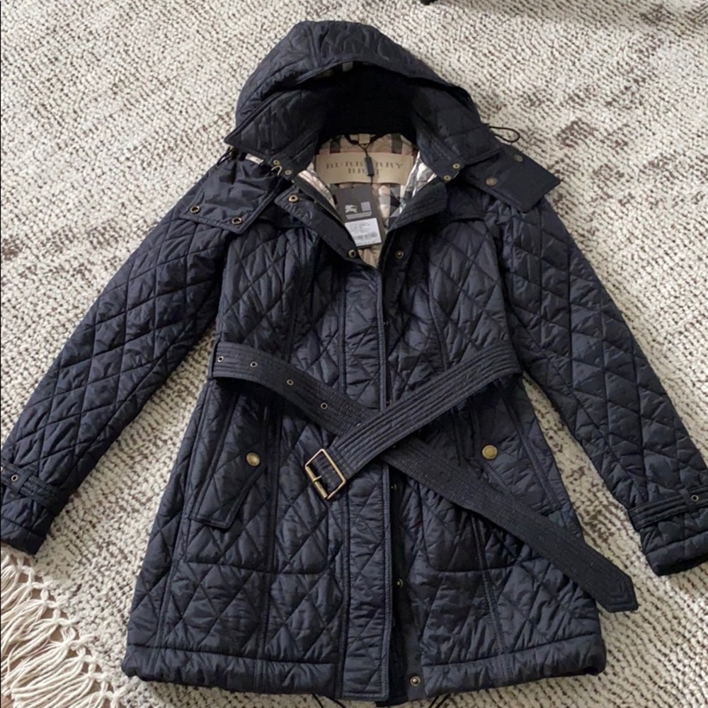 Burberry belted quilted checked jacket